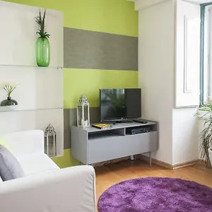 Apartment Contemporary In Historical Chiado, Lisbon